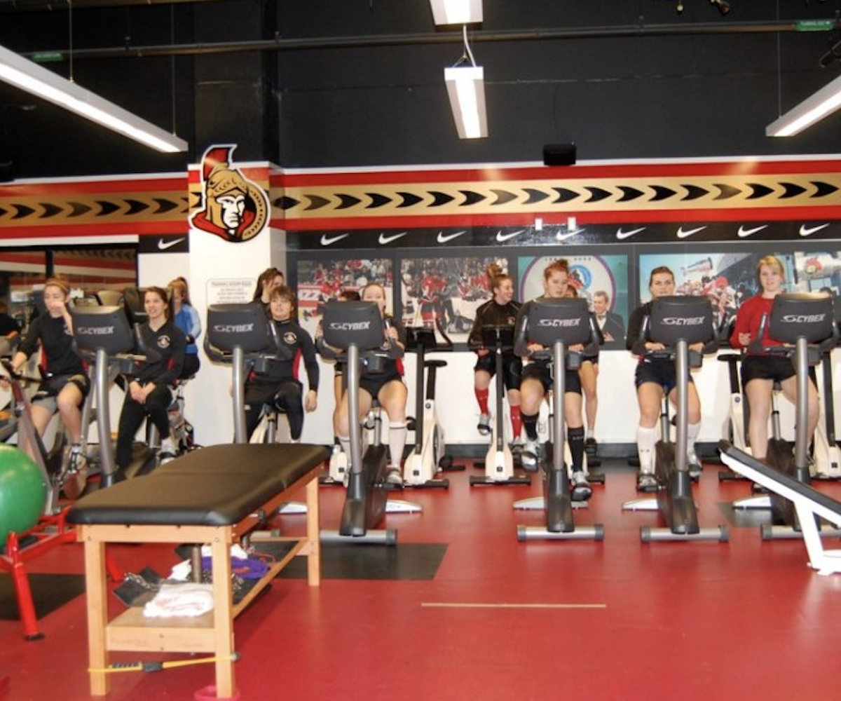 Warm Up On the Bikes in the NHL Sens Gym 2008-09